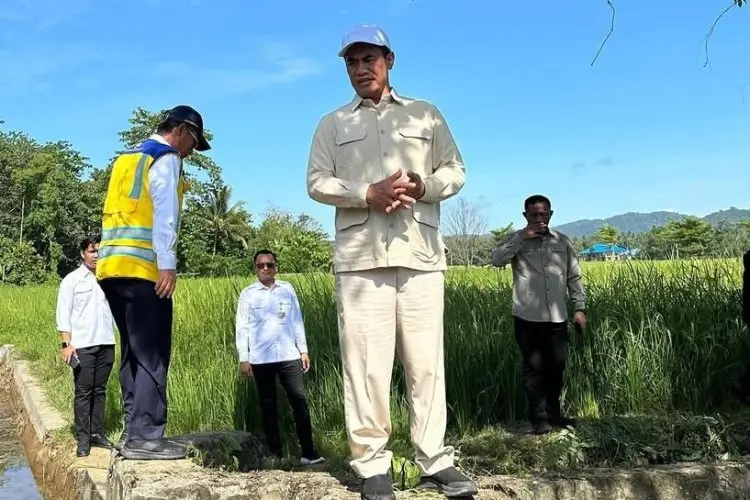 Diusulkan Jokowi dan Didukung Rommy, Amran Sulaiman Dinilai Layak Pimpin PPP?