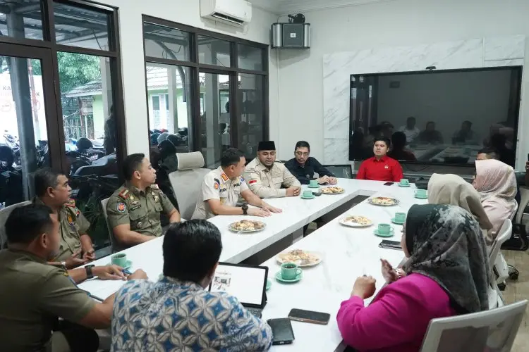 Komisi I DPRD Kota Bogor Bahas Isu Penegakan Perda Bareng Satpol PP