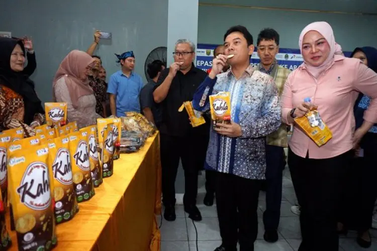 FOTO: Pelepasan Ekspor Perdana Produk Keripik Tempe ke Arab Saudi