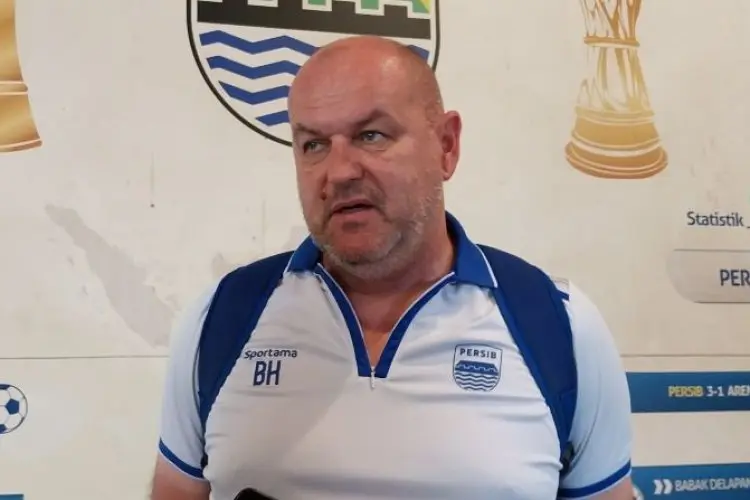 Meski Sudah Juara Liga 1 2024/25, Bojan Hodak Tetap Targetkan Persib Sapu Bersih Sisa Laga