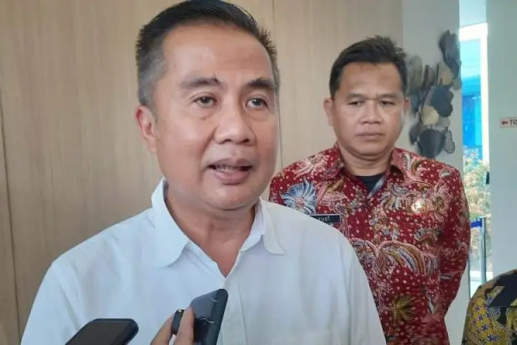 Bey Machmudin Tegaskan Pemprov Jabar Belum Tentu Terapkan WFA