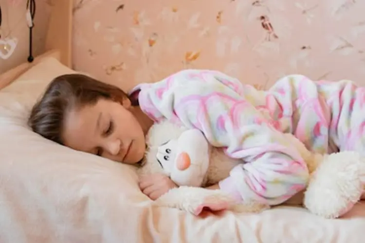 Tips Mudah Bangunkan Anak Sahur, Panduan dalam Belajar Puasa Ramadhan