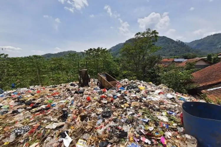Pemprov Minta Tidak Ada Lagi TPA Metode Open Dumping di Jabar