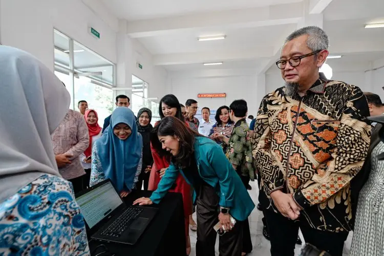 Komdigi Apreasiasi Investasi AWS Dalam Memberdayakan Masyarakat di Indonesia