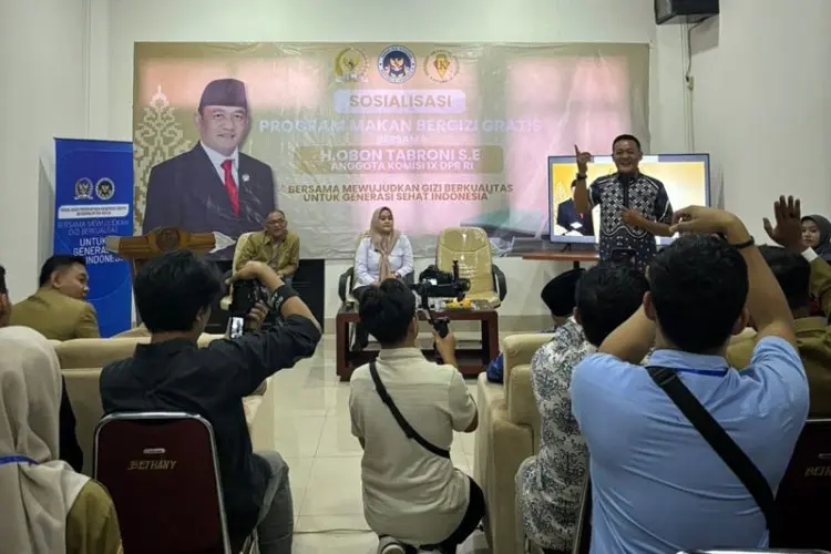Sosialisasi Program Makan Bergizi Gratis di Purwakarta