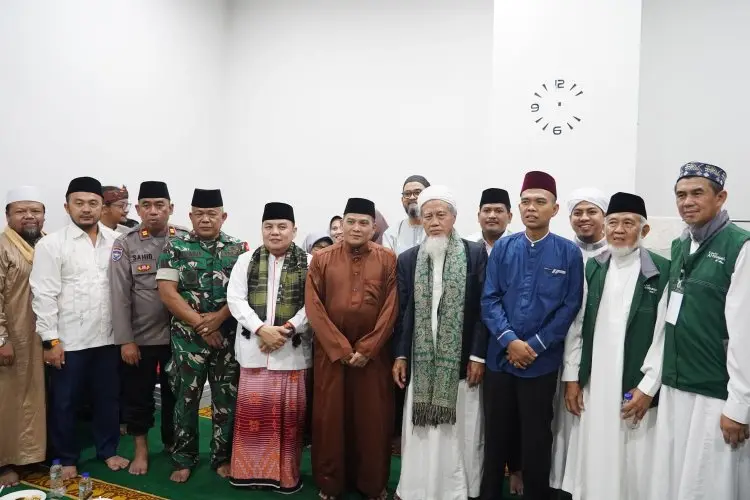 Ketua DPRD Hadiri Tabligh Akbar Bersama UAS di BCC