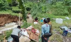 Kisah Wanita Cisarua Pertama Kali Rasakan Banjir Bandang, Dulu Nggak Pernah Seperti Ini