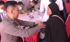 Polda Jabar Berikan Layanan Kesehatan Gratis kepada Korban Bencana Alam di Bogor