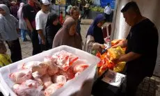 FOTO: Bazar Murah Sembako Ramadan di Bandung