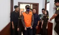 Mantan Mantri Bank BUMN Ditahan Kejari Kabupaten Cirebon