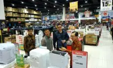 FOTO: Perkuat Pasar Retail Modern Bahan Bangunan dan Perlengkapan Rumah, Mitra10 Hadir Di Tenth Avenue Bandung