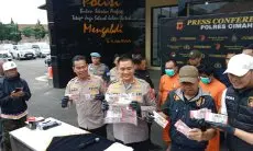 Niat Uji Coba Belanja Pakai Uang Palsu, Polisi Amankan Dua Pelaku di Pasar Panorama Lembang