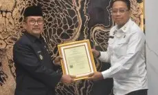 Terima Sertifikat Kekayaan Intelektual Komunal, Batik Cirebon Kian Diakui