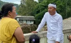 Tinjau Lokasi Banjir di Nyalindung KBB, Dedi Mulyadi Bakal Relokasi Rumah di Bantaran Sungai Cimeta