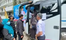 Hari ini, Wali Kota Cimahi Berangkatkan 585 Warganya untuk Mudik Gratis 2025 Tujuan Semarang-Solo