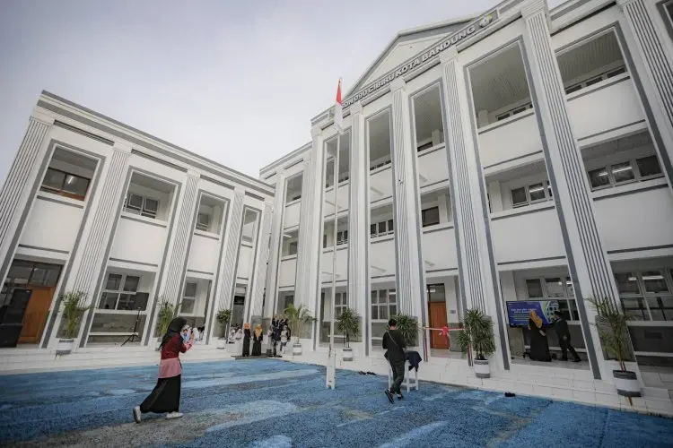 Farhan Resmikan Gedung Baru SDN 090 Cibiru Kota Bandung