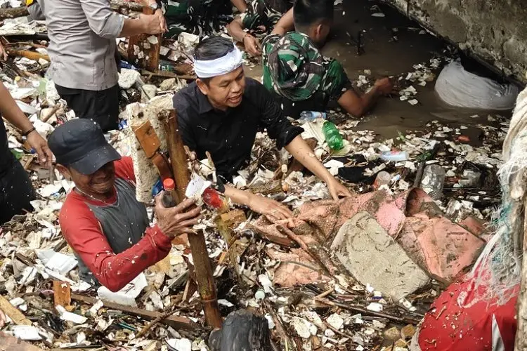 Kang Dedi Mulyadi, Dulur Aing