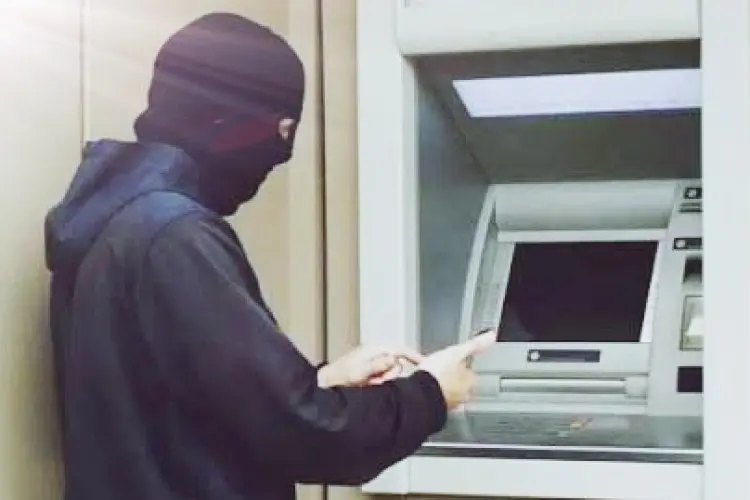 Terjerat Utang Pinjol, Sales Marketing Nekat Bobol Mesin ATM di Minimarket Usai Sekap dan Aniaya Pegawai