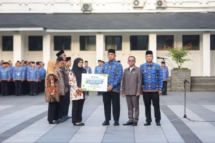 Sempat Tertunda, Pemkot Bandung Pastikan Honor Guru Telah Dibayarkan