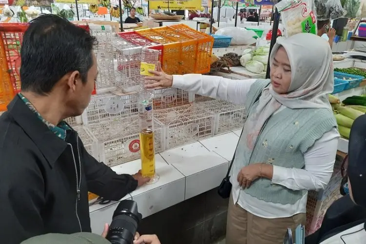 Disperindag Jabar Kembali Temukan Minyakita yang Tidak Sesuai Takaran