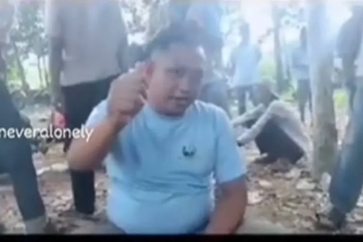 Viral Video Kopka Basar Oknum TNI yang Tembak 3 Polisi di Lampung, Terang-terangan Ajak Warga Tonton Sabung Ayam