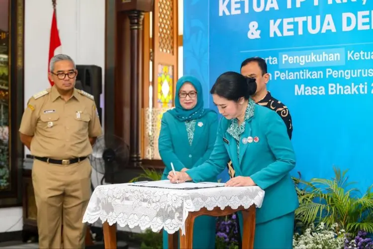 Teh Aya Jabat Ketua TP PKK dan Posyandu Kota Bandung 2025-2030