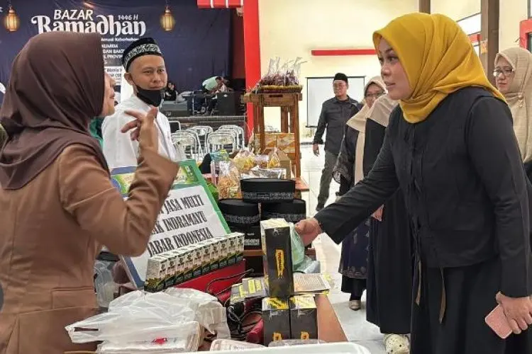 Bazar Ramadan Diskuk Jabar Disambut Antusias Masyarakat Bandung