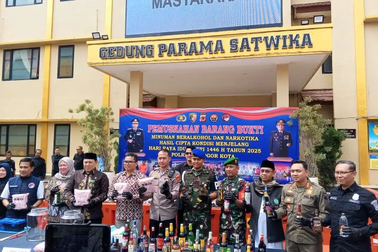 Polresta Musnahkan Belasan Ribu Miras dan Sabu 7 Kilogram