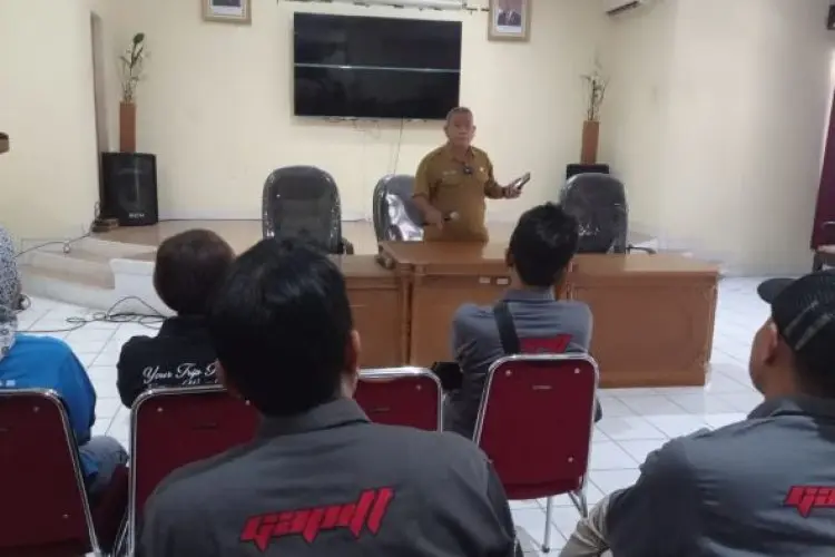 Kadisbudpar Cirebon Lawan Larangan Study Tour KDM