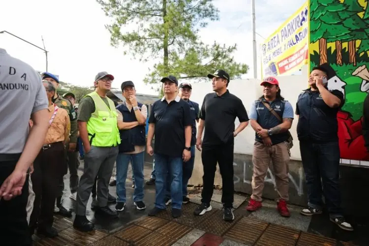 Buat Kamu Edisi 3, Percantik Pusat Kota Bandung Jelang Lebaran