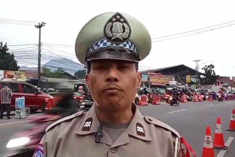 H-3 Lebaran 2025, Arus Lalulintas di Cileunyi Menuju Timur Padat