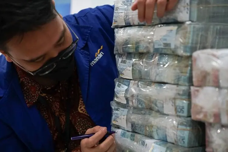 Jawa Barat Dominasi Persebaran Kebutuhan Uang Tunai Bank Mandiri