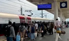 Penjualan Tiket KA Nataru di Daop 2 Bandung Capai 31 Persen, Hampir 90 Ribu Terjual