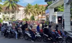 Antusias Program Pemutihan Pajak Kendaraan, Ribuan Masyarakat Rela Antri di Samsat Kota Bogor