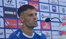 Tyronne del Pino Tegaskan Fokus Utama Adalah Juara Bersama Persib, Bukan Gelar Individu: Saya Datang ke Sini untuk Menjadi Juara dan Akhirnya Bisa Mendapatkan Itu