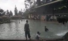 Curug Cipanas Nagrak, Sensasi Berendam Air Panas dengan Kocek Merakyat di KBB