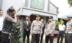Peringati Hari Jumat Agung, Kapolresta Bandung Laksanakan Patroli dan Pengecekan Gereja