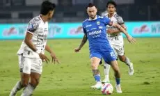 Gagal Pesta di Ternate: Persib Bandung Tertunduk Usai Dikalahkan Malut United, Harus Tunda Selebrasi Juara Liga 1