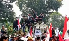 Geruduk Gedung Sate, Geraksa Bumi Sampaikan 17 Tuntutan ke Gubernur Dedi Mulyadi