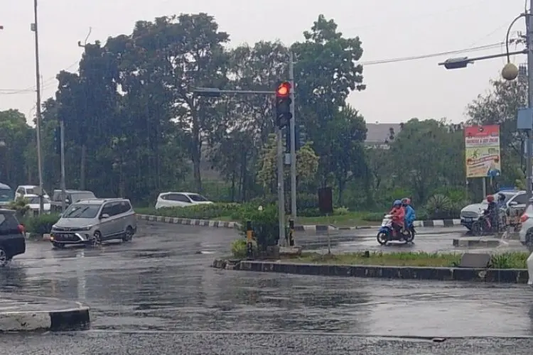 Hari Kedua Lebaran Jalur Utama Cianjur Ramai Lancar