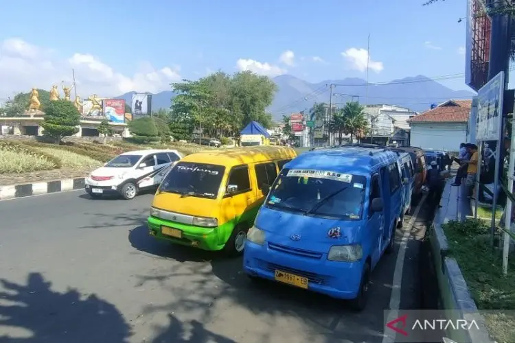 Pemprov Jabar Biayai Penuh Kompensasi Angkot Bandung, Agar Libur Selama Tahun Baru 2026