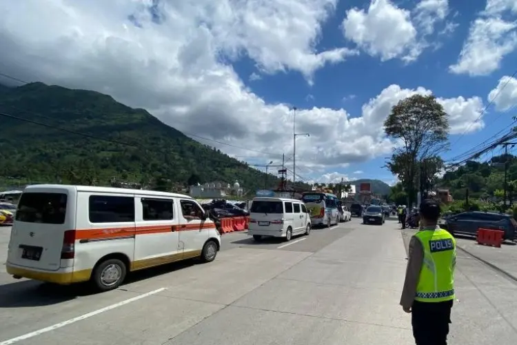 Arus Balik Mulai Normal. Polres Garut Tetap Siagakan Personel