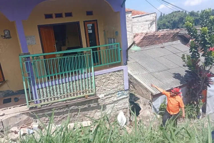Selain Tempat Tinggal, Pemkot Cimahi Bakal Tanggung Biaya Hidup Warga Terdampak Pergerakan Tanah di Cibabat