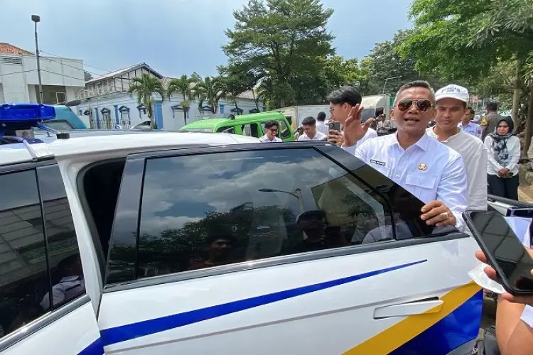 Mobil Dinas Wakil Wali Kota Gunakan Strobo, Wamendagri Bima Arya Tegaskan Itu Tidak Diperlukan