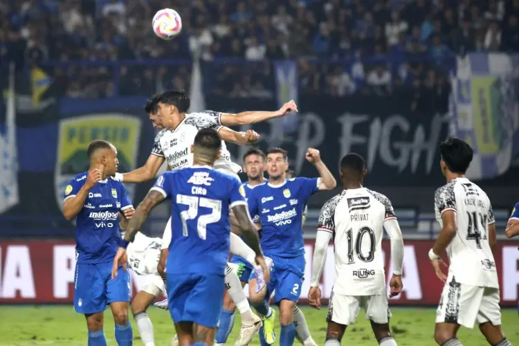 Penutupan BRI Liga 1 2024/2025: Persib Menang Tipis, Semen Padang Lolos Dramatis, Barito dan PSS Sleman Turun Kasta ke Liga 2