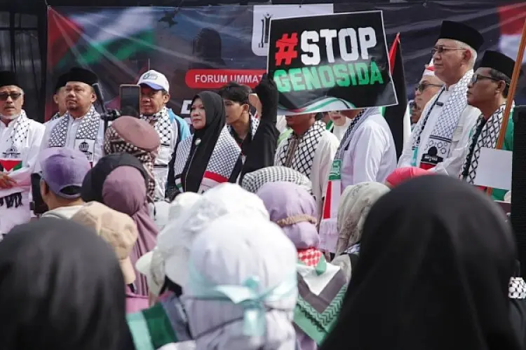 Ribuan Masyarakat Tumplek saat Aksi Bela Palestina di Bogor dan Kirimkan Donasi ke Pejuang Palestina