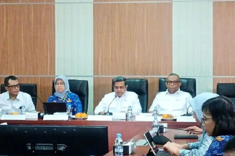 Ini Daftar 9 Produk Makanan Mengandung Babi, Kok Rata-rata Bersertifikat Halal Sih?