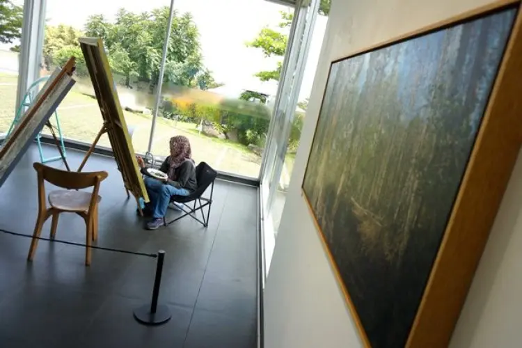 FOTO: Pameran On Slowness, Painting Displacement di Lawangwangi Creative Space
