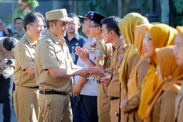 Kota Bandung Lepas 46 Jemaah Calon Haji ASN