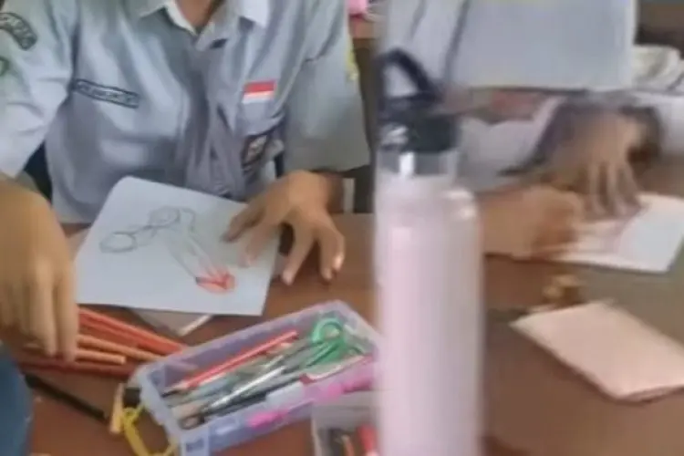 Buntut Video Viral Siswa Gambar Alat Kelamin di SMAN 1 Cililin, Disdik Jabar Bentuk Petugas Pengawas Akun Medsos Guru